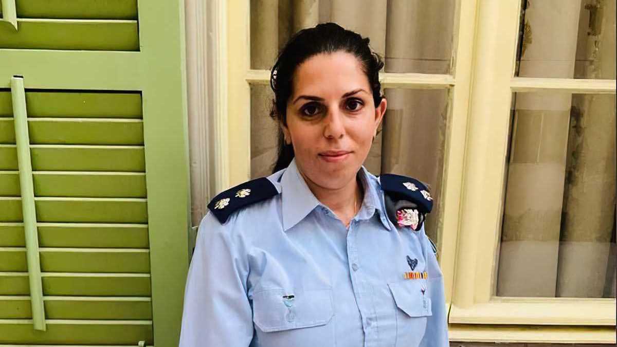 Las FDI nombran a la primera mujer comandante de un batallón de defensa aérea