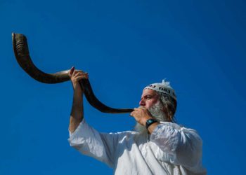 eBay bate el récord de ventas de shofar antes de Rosh Hashaná