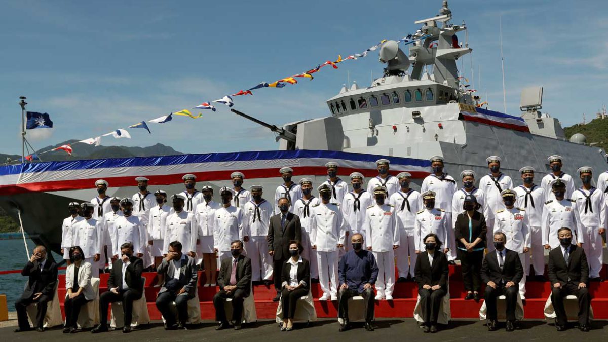 Taiwán encarga la construcción de un buque de guerra "asesino de portaaviones"