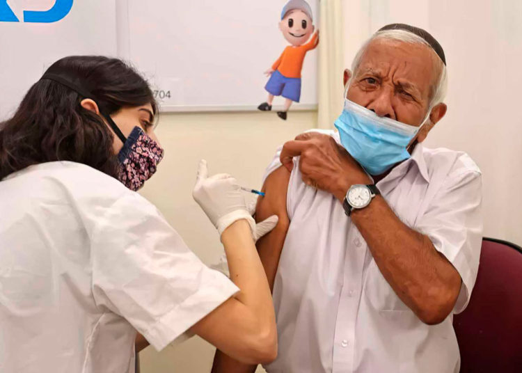 El 91% de los israelíes mayores de 50 años están vacunados contra el COVID