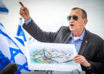 Alcaldes del área metropolitana de Tel Aviv proponen impuesto sobre el metro