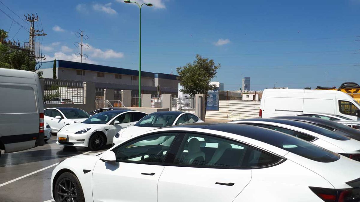 Tesla retira sus autos en Israel por un fallo en el aire acondicionado