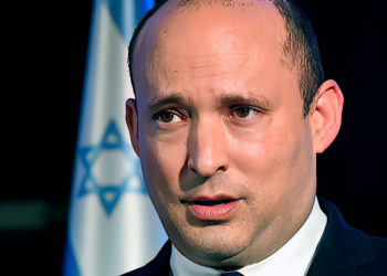 Bennett pide una "acción internacional rápida" contra el aumento del enriquecimiento en Irán