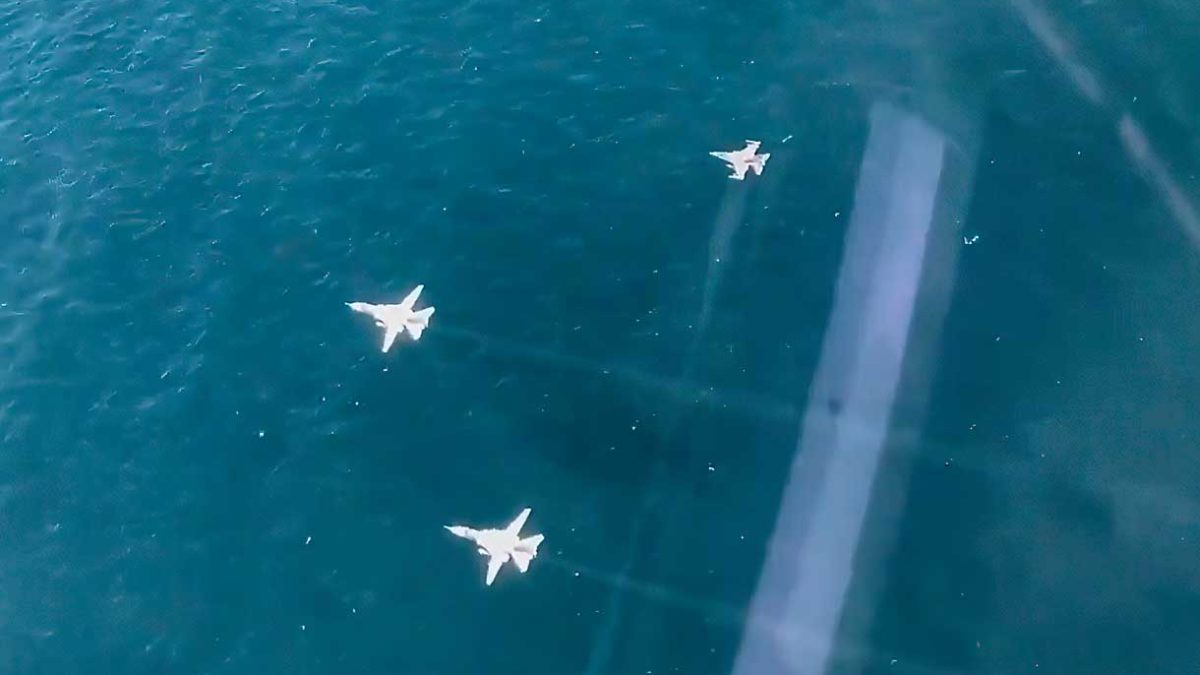 Cazas F-16 turcos persiguen a los aviones de combate Su-24 rusos