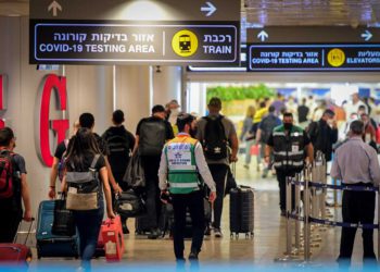 Recuperados del COVID estarán exentos de pruebas PCR antes de entrar a Israel