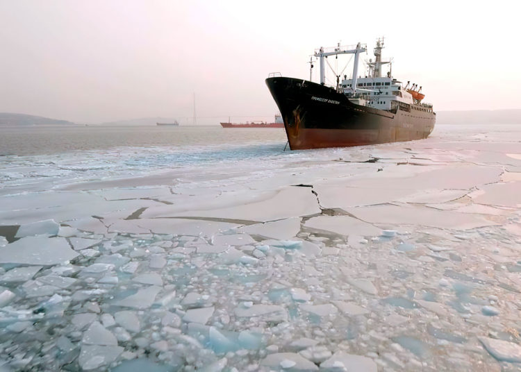 Rusia dice que su Ártico tiene reservas de petróleo y gas para siglos
