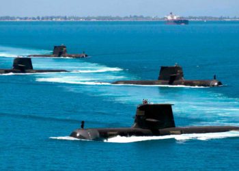 Francia lamenta la "puñalada en la espalda" de Australia con los submarinos