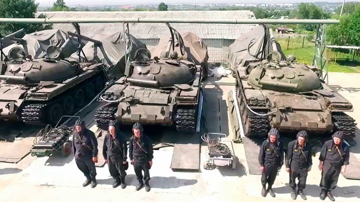 El tanque ruso T-62 de la época de la Guerra Fría sigue en servicio