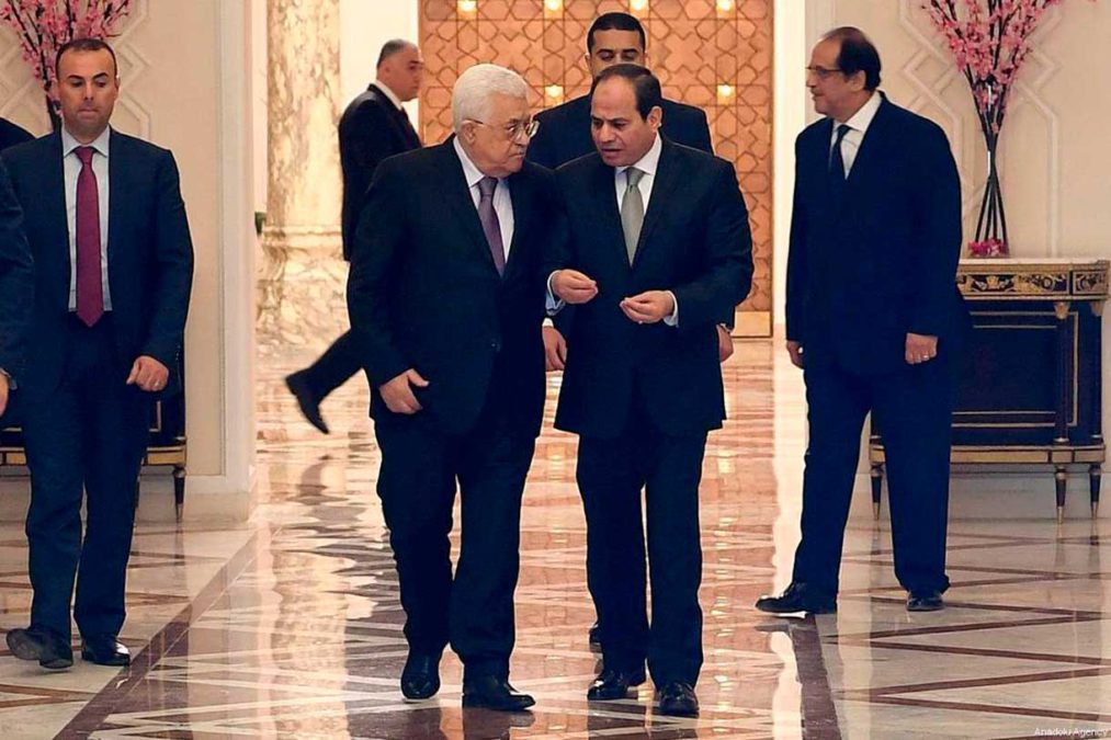 Abbas al presidente egipcio: estamos listos para “lograr la paz con Israel”