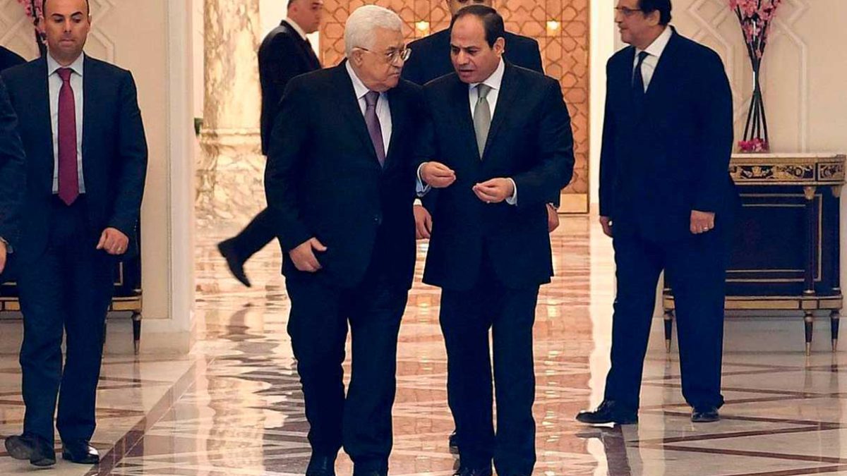Abbas al presidente egipcio: estamos listos para “lograr la paz con Israel”