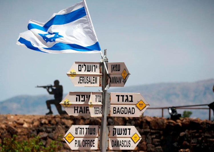 Irán aspira a construir un ejército en la frontera del Golán israelí: Bennett