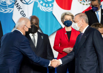 Biden se reunirá con Erdogan para tratar de evitar crisis entre EE.UU. y Turquía