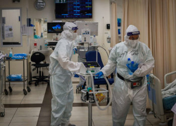 Covid-19 en Israel: El 75% de los pacientes graves no están vacunados