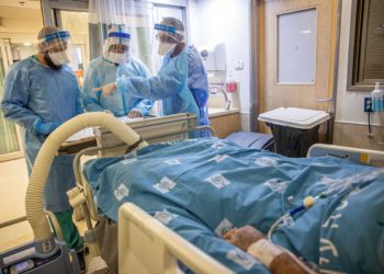 Número récord de pacientes de COVID israelíes con máquinas de ECMO