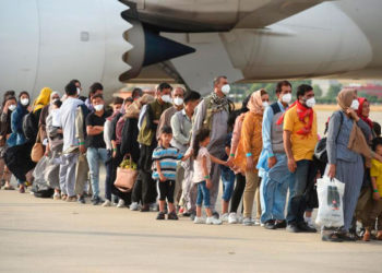 ONG israelí evacuó en secreto a 167 afganos vulnerables