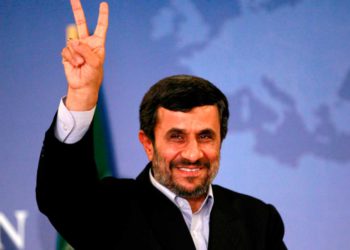 El ex presidente iraní Mahmud Ahmadineyad fue obligado a abandonar los EAU