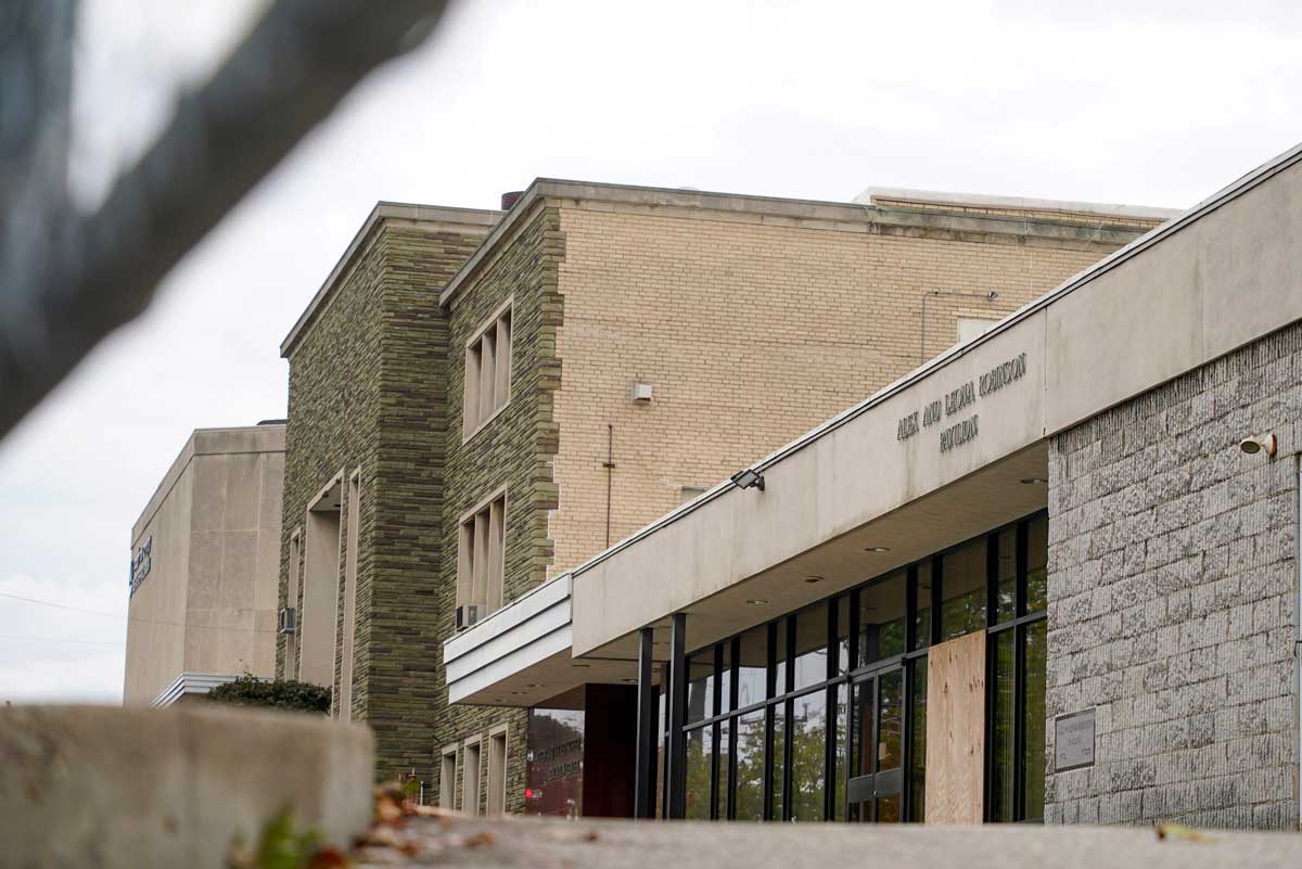 El atacante de la sinagoga de Pittsburgh sigue sin ser juzgado tres años después de la masacre