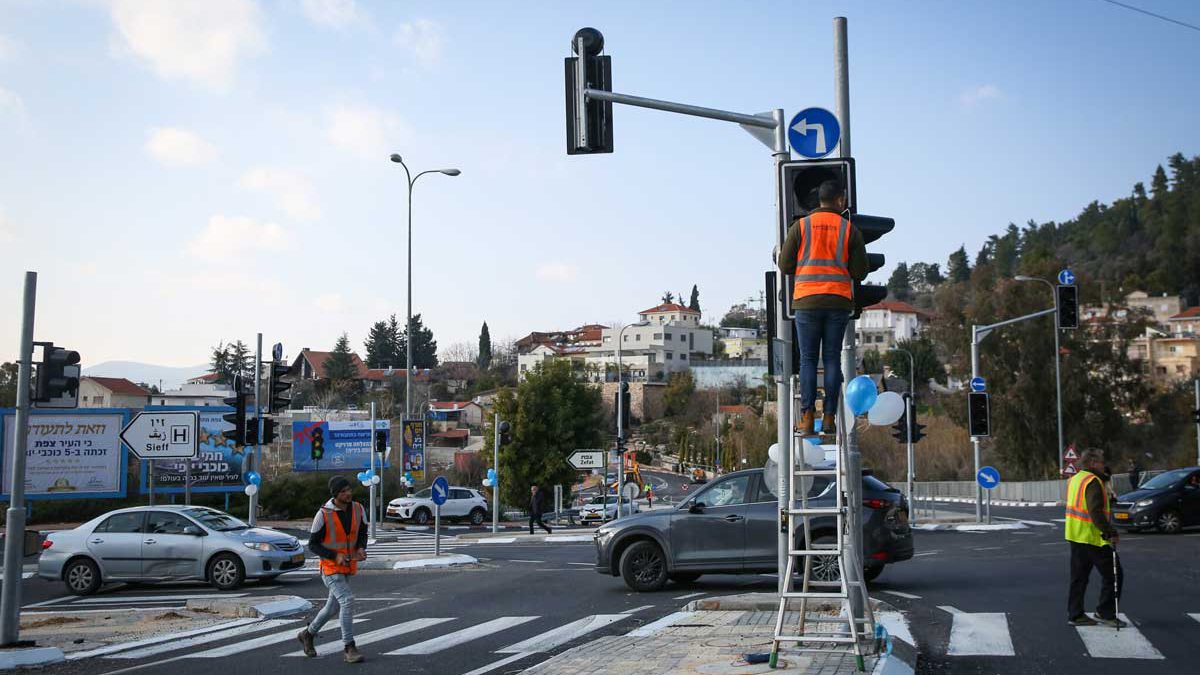 Google prueba en Israel su tecnología de IA para cronometrar mejor los semáforos