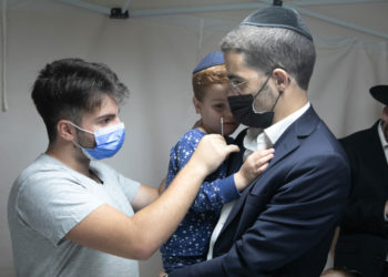 Covid-19 en Israel: 1 de cada 3 haredim contrajo el virus