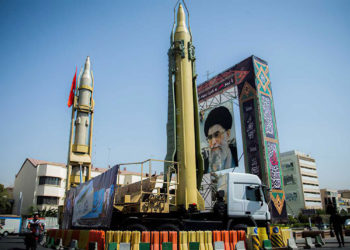Irán presenta un nuevo radar táctico y un simulador de combate