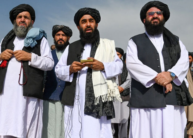 Rusia invita a los talibanes a las conversaciones internacionales sobre Afganistán