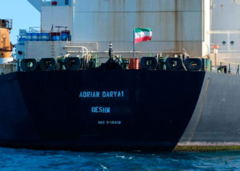 Superpetrolero iraní zarpará de Venezuela con 2 millones de barriles de crudo