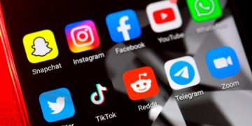 Israel colaborará con EE.UU. y la ONU en la regulación de las redes sociales