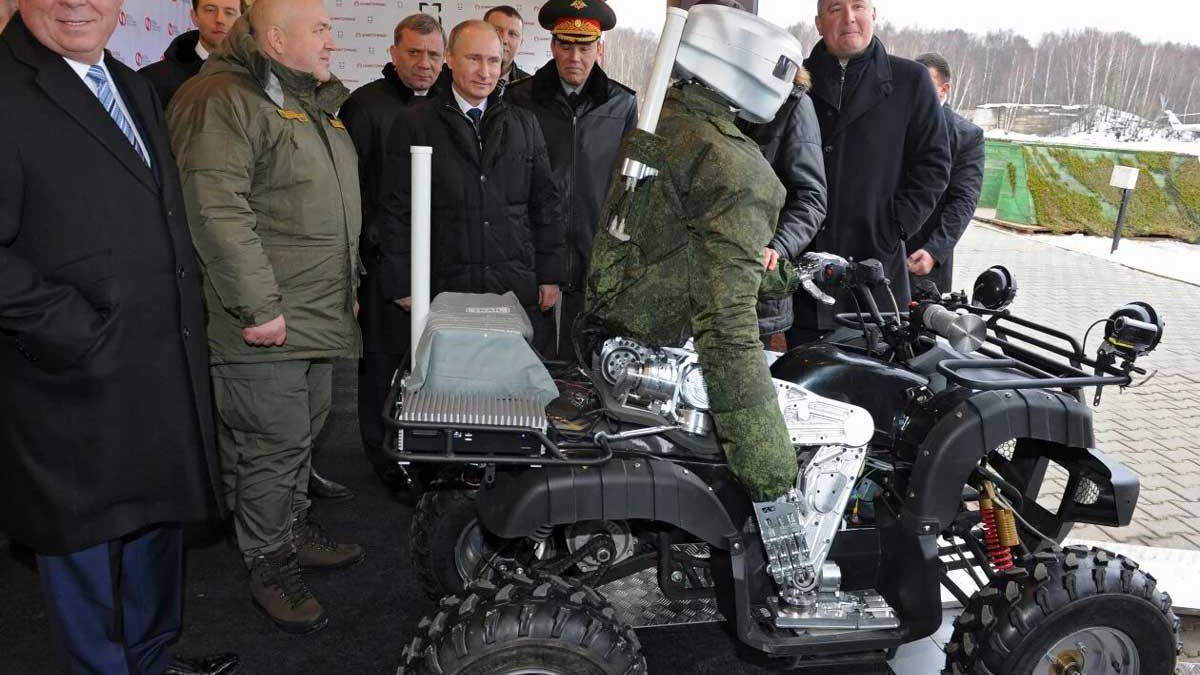 Rusia busca combatir los drones militares con robots