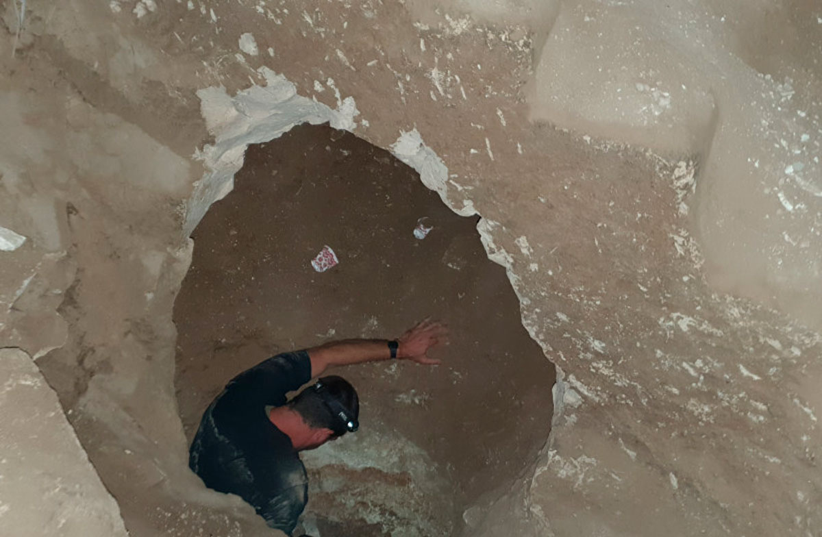 Ocho ladrones de antigüedades en Israel buscan oro y quedan atrapados en un pozo