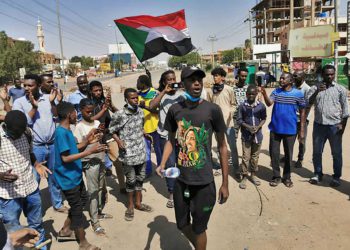 El Banco Mundial suspende la ayuda a Sudán tras el golpe militar