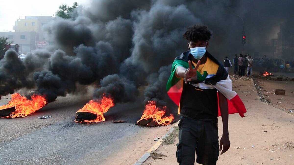 Golpe de Estado en Sudán: militares matan a 3 manifestantes