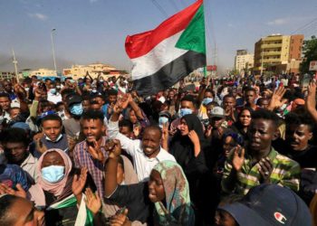 Golpe de Estado en Sudán: Militares arrestan al primer ministro