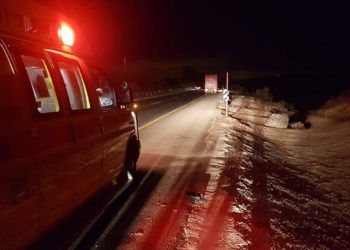 Accidente automovilístico fatal en el Negev: un joven murió y dos resultaron heridos