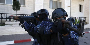 Oficial de las fuerzas de seguridad de la Autoridad Palestina sospechoso de planear un ataque terrorista