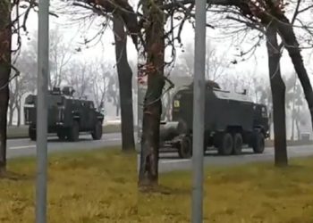 Bielorrusia traslada más tropas a la frontera con Polonia