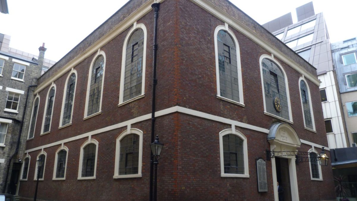 Londres rechaza un rascacielos de 48 pisos que amenaza la sinagoga más antigua del Reino Unido