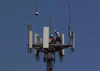 Israel se compromete a permitir el servicio celular 4G en la Autoridad Palestina