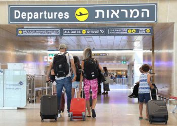 Israel evalúa prohibir los viajes a la Europa debido al aumento de casos de COVID