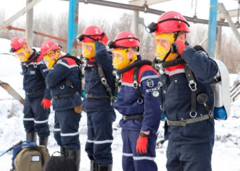 Rusia: 11 muertos y decenas de desaparecidos en un accidente en una mina de carbón