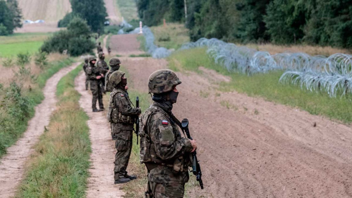 Polonia amenaza con cerrar completamente la frontera con Bielorrusia