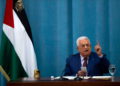 Abbas se reúne con el emir de Qatar en medio de tensiones de Hamas y la crisis financiera