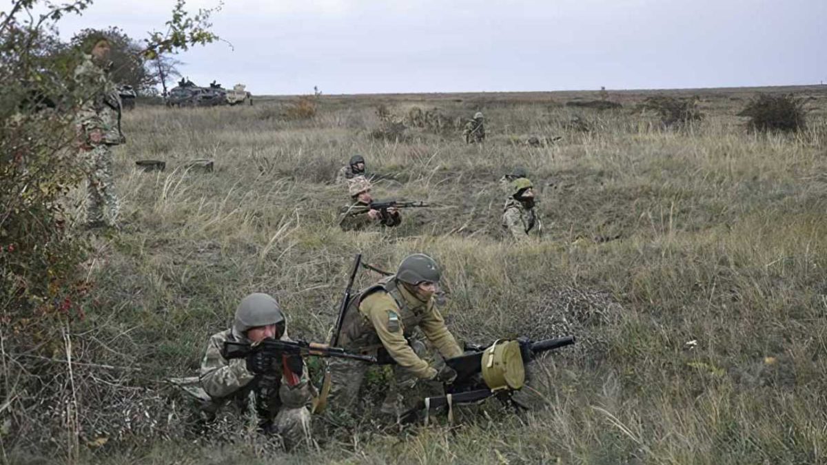 La inteligencia rusa acusa a Estados Unidos de provocar una escalada en Donbás