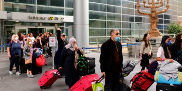 Israel permitirá la entrada de turistas sin la tercera dosis de la vacuna contra el COVID