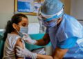 Los EAU aprueban la vacuna de Pfizer contra el COVD para niños de 5 a 11 años