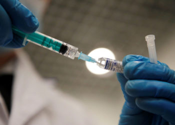 Israel y Rusia buscan la aprobación mutua de los certificados de vacunación