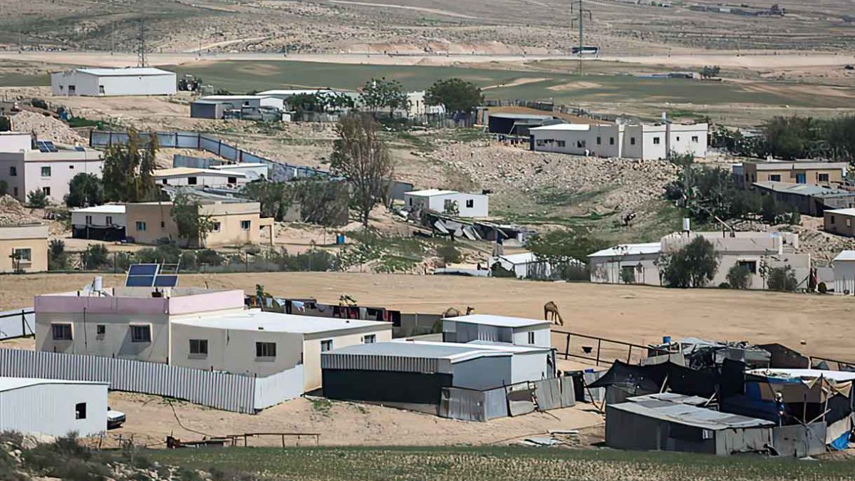 El Gobierno fundará 3 nuevas ciudades beduinas en el sur de Israel