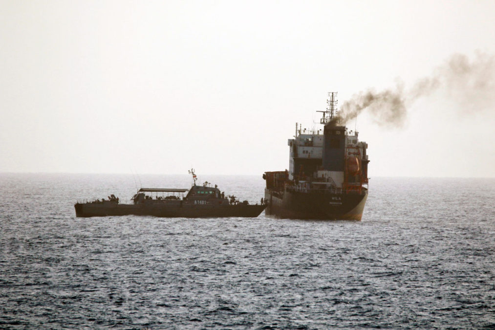 Irán se apodera de un petrolero de bandera vietnamita en el Golfo de Omán