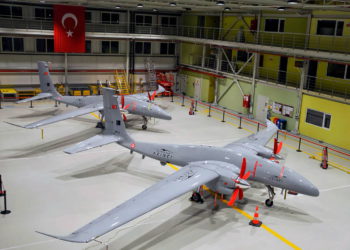 Turquía intensifica la cooperación militar con Ucrania
