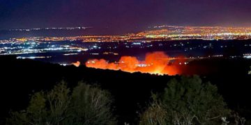 Bomberos: 12 acres de matorral devorados en el incendio de Galilea