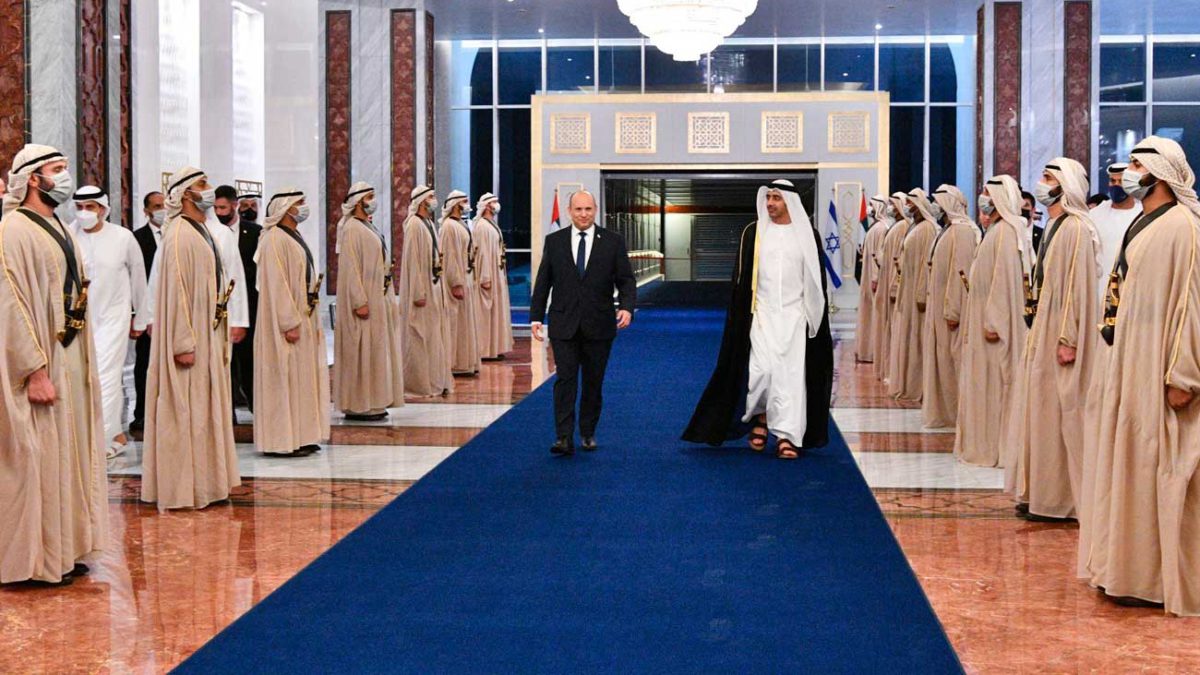 El primer ministro Bennett se embarca en una visita histórica a los EAU